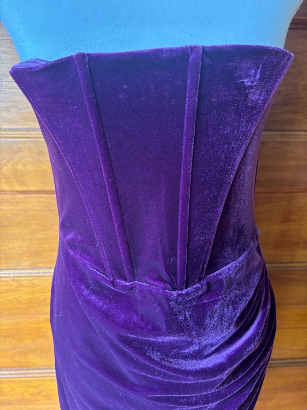 Lulu's Strapless Velvet Midi Dress in Deep Plum - Picture 2 of 8